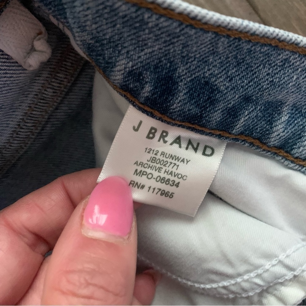 J Brand 1212 Runway High Rise Slim Straight Jeans in Achieve Havoc Sz 28 - Picture 10 of 10
